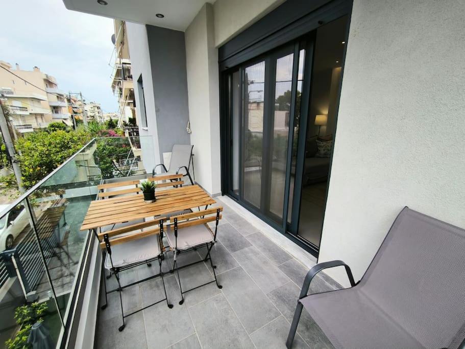 Floral Home 2 - 1St Floor Apt With Private Parking! Atena Exterior foto
